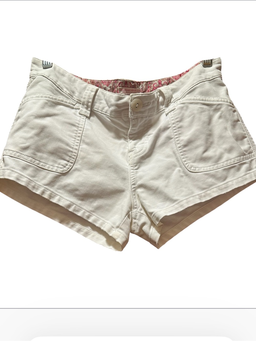 Vintage Abercrombie & Fitch Women’s White Cotton Shorts with Pocket Detail